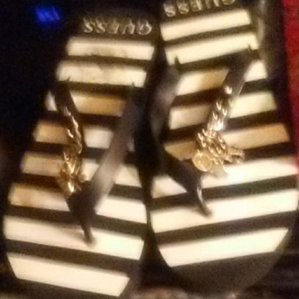 Brand new guess flip flops